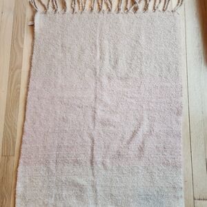 GAP Soft Blush and Cream Wrap
